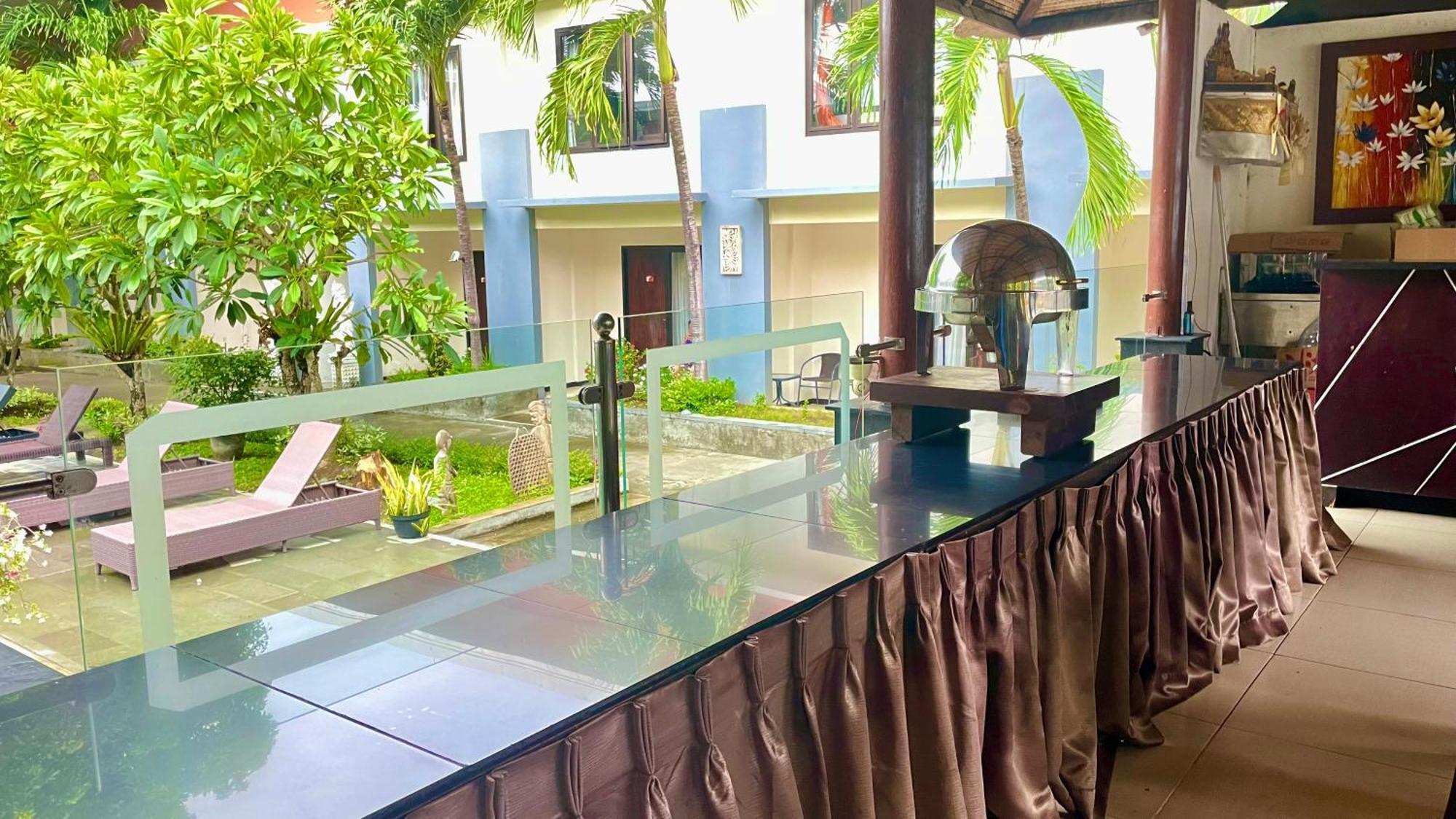Ozz Kuta Hotel